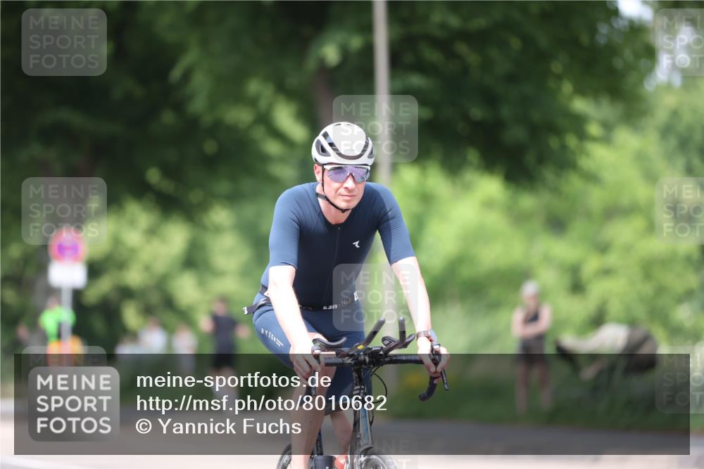 15.06.2025 - 7 Türme Triathlon Yannick Fuchs http://msf.ph/oto/8010682 15.06.2025 13:25:44 Radfahren 626, 734 meine-sportfotos.de