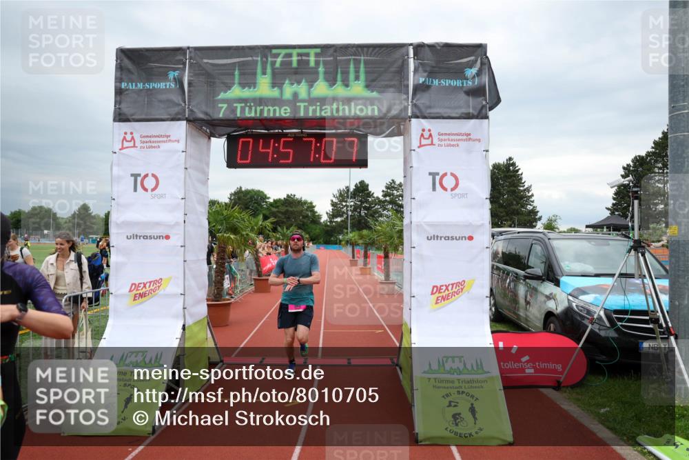 15.06.2025 - 7 Türme Triathlon Michael Strokosch http://msf.ph/oto/8010705 15.06.2025 14:57:06 Ziel 302, 660 meine-sportfotos.de