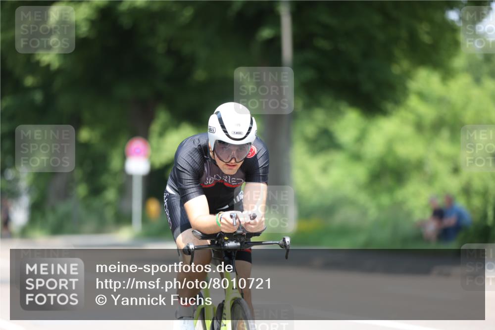 15.06.2025 - 7 Türme Triathlon Yannick Fuchs http://msf.ph/oto/8010721 15.06.2025 12:44:17 Radfahren  meine-sportfotos.de