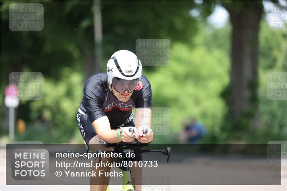 15.06.2025 - 7 Türme Triathlon Yannick Fuchs http://msf.ph/oto/8010733 15.06.2025 12:44:17 Radfahren  meine-sportfotos.de