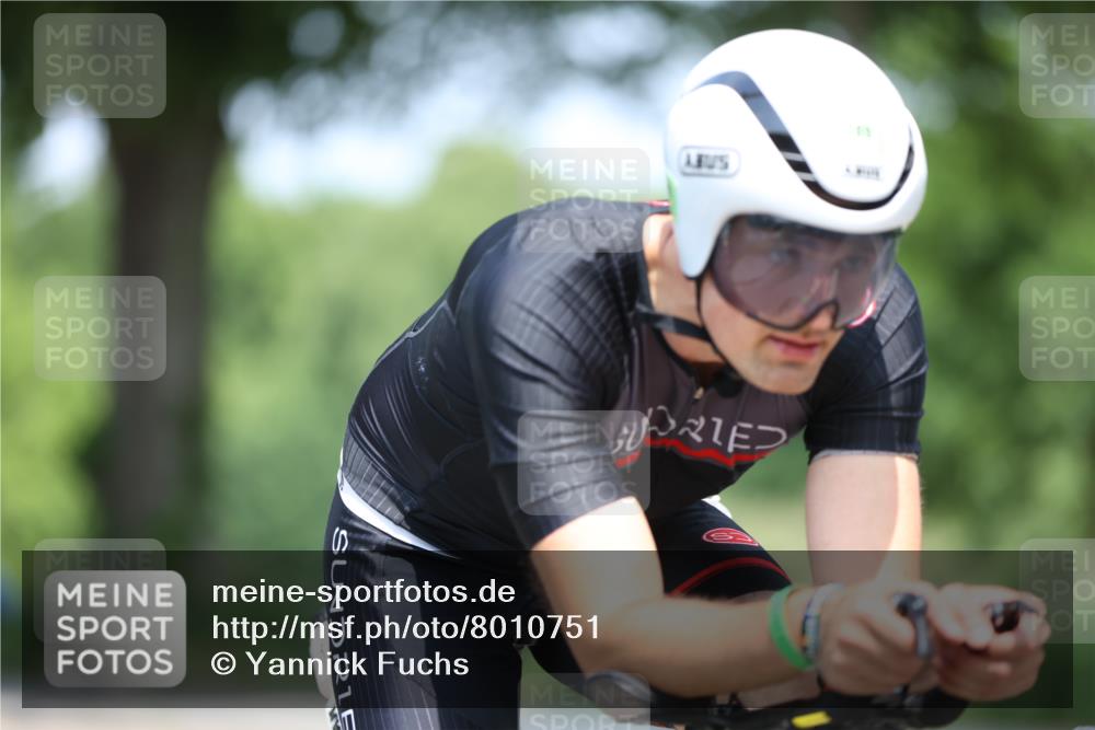 15.06.2025 - 7 Türme Triathlon Yannick Fuchs http://msf.ph/oto/8010751 15.06.2025 12:44:18 Radfahren  meine-sportfotos.de