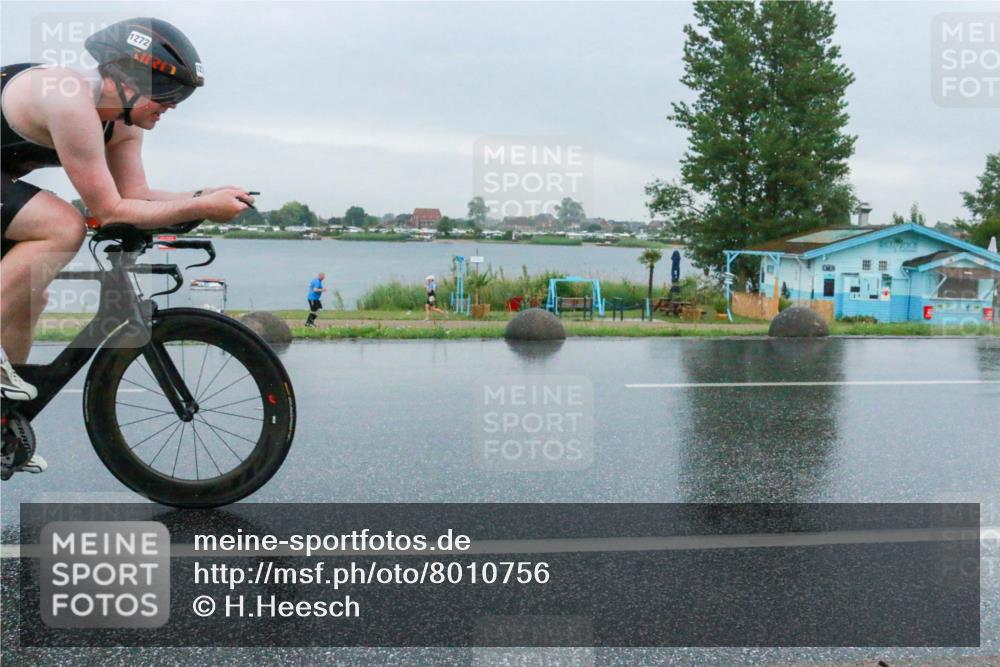 21.06.2025 - 27. Vierlanden-Triathlon H.Heesch http://msf.ph/oto/8010756 15.06.2025 13:52:47 Radfahren 1272 meine-sportfotos.de