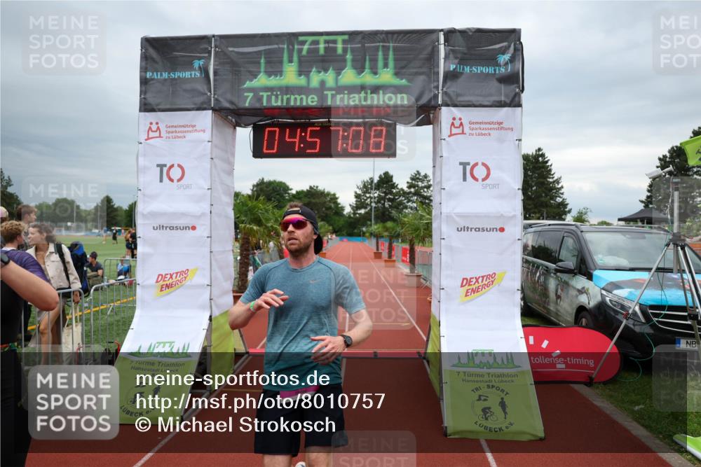 15.06.2025 - 7 Türme Triathlon Michael Strokosch http://msf.ph/oto/8010757 15.06.2025 14:57:07 Ziel 302, 660 meine-sportfotos.de