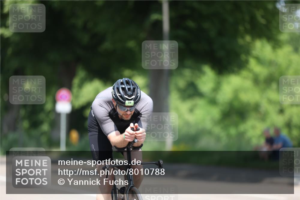 15.06.2025 - 7 Türme Triathlon Yannick Fuchs http://msf.ph/oto/8010788 15.06.2025 12:44:23 Radfahren 219, 306 meine-sportfotos.de