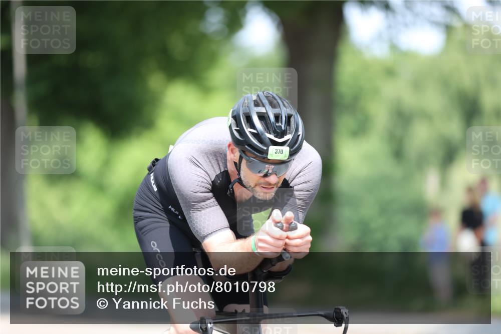 15.06.2025 - 7 Türme Triathlon Yannick Fuchs http://msf.ph/oto/8010798 15.06.2025 12:44:23 Radfahren 219, 306 meine-sportfotos.de