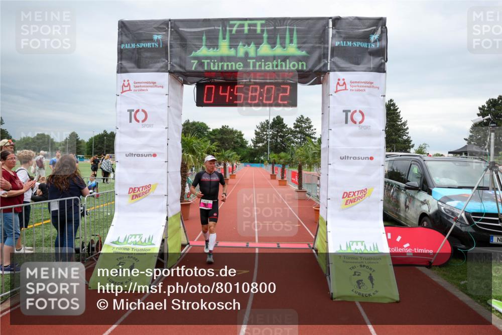 15.06.2025 - 7 Türme Triathlon Michael Strokosch http://msf.ph/oto/8010800 15.06.2025 14:58:01 Ziel 646 meine-sportfotos.de