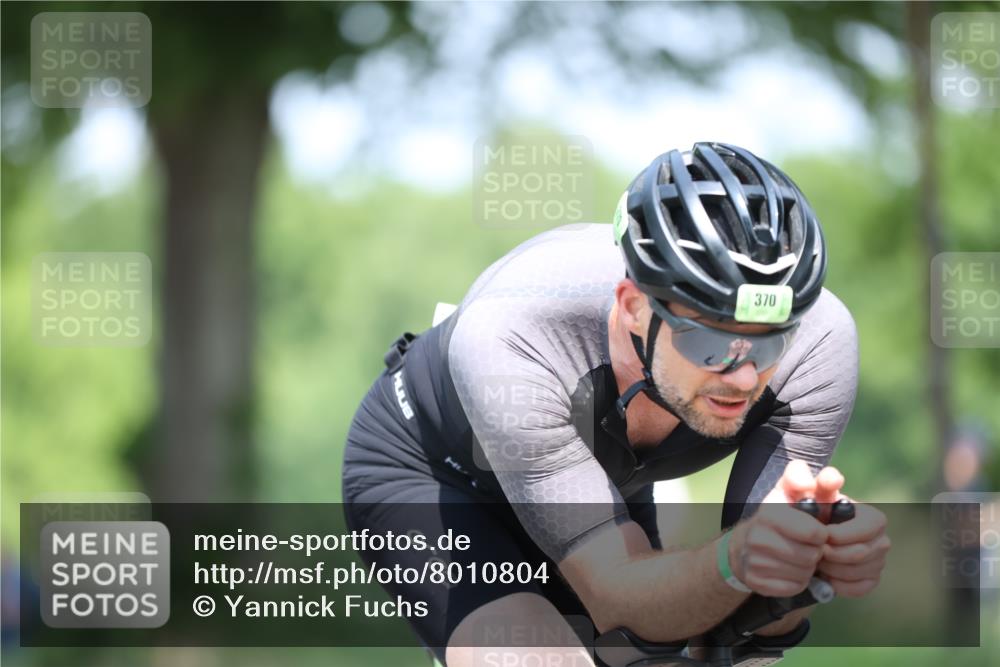 15.06.2025 - 7 Türme Triathlon Yannick Fuchs http://msf.ph/oto/8010804 15.06.2025 12:44:23 Radfahren 219, 306 meine-sportfotos.de