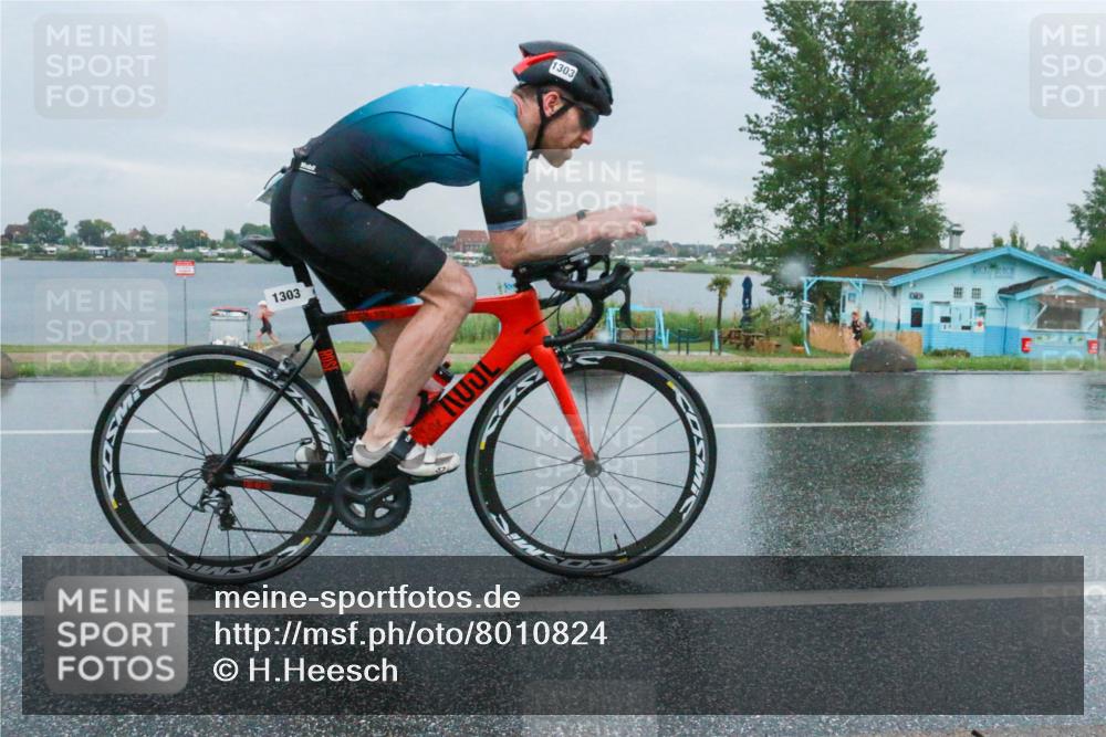 21.06.2025 - 27. Vierlanden-Triathlon H.Heesch http://msf.ph/oto/8010824 15.06.2025 13:54:20 Radfahren 1303 meine-sportfotos.de