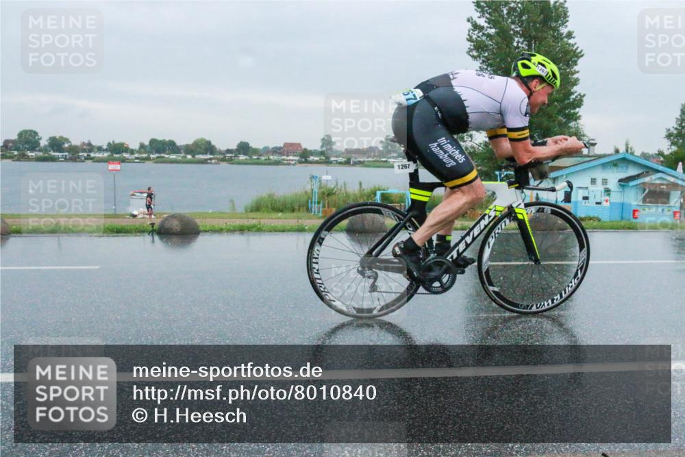 21.06.2025 - 27. Vierlanden-Triathlon H.Heesch http://msf.ph/oto/8010840 15.06.2025 13:54:49 Radfahren 1267 meine-sportfotos.de