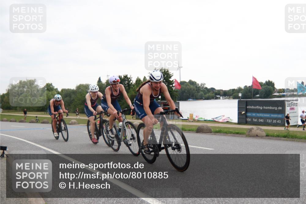 21.06.2025 - 27. Vierlanden-Triathlon H.Heesch http://msf.ph/oto/8010885 15.06.2025 13:00:07 Radfahren 1065, 1066, 1067, 1068, 1115, 1143 meine-sportfotos.de