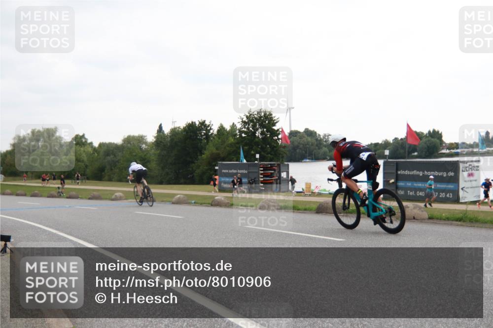 21.06.2025 - 27. Vierlanden-Triathlon H.Heesch http://msf.ph/oto/8010906 15.06.2025 13:00:19 Radfahren 1136 meine-sportfotos.de