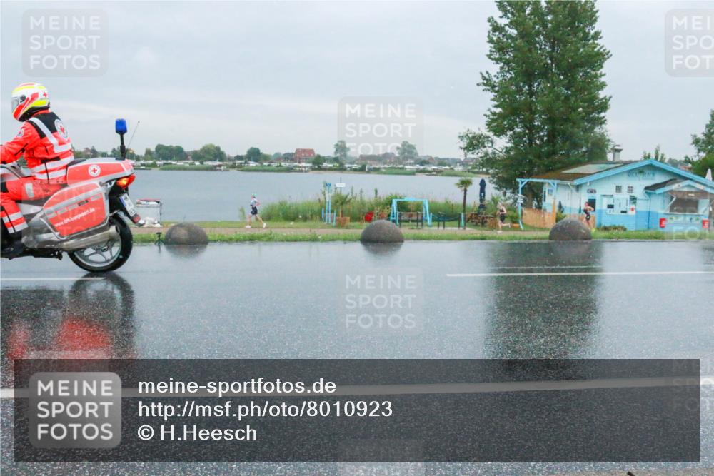 21.06.2025 - 27. Vierlanden-Triathlon H.Heesch http://msf.ph/oto/8010923 15.06.2025 13:55:52 Radfahren 1232 meine-sportfotos.de
