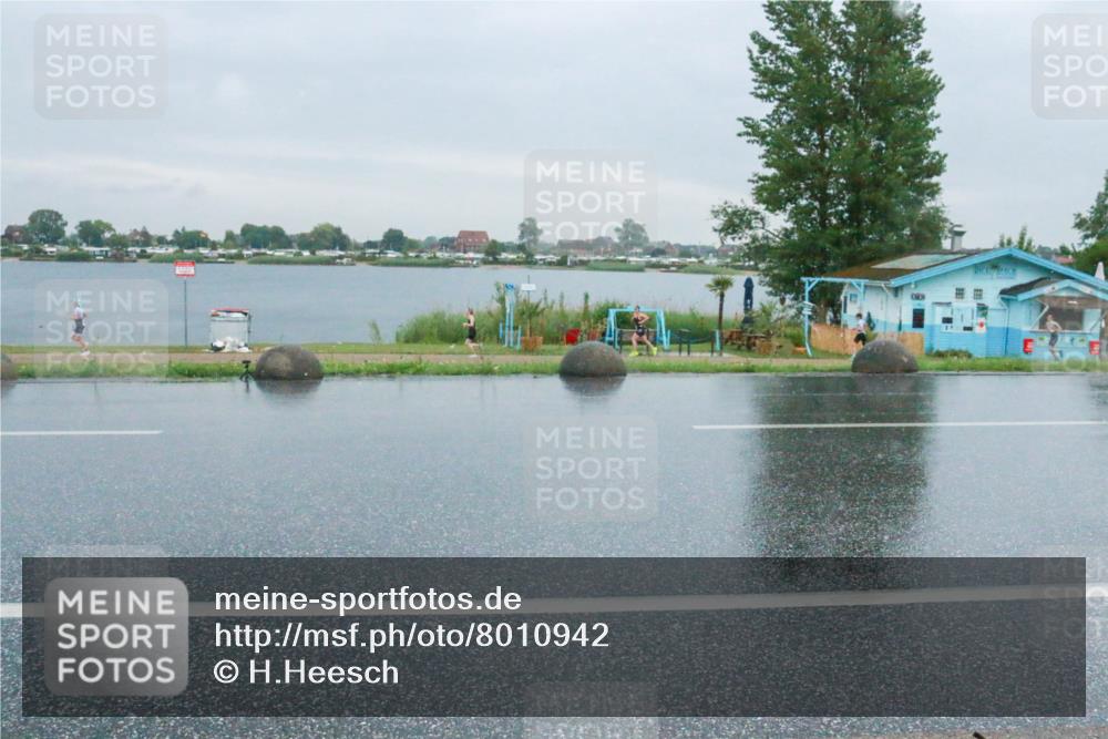 21.06.2025 - 27. Vierlanden-Triathlon H.Heesch http://msf.ph/oto/8010942 15.06.2025 13:55:55 Radfahren 1232 meine-sportfotos.de