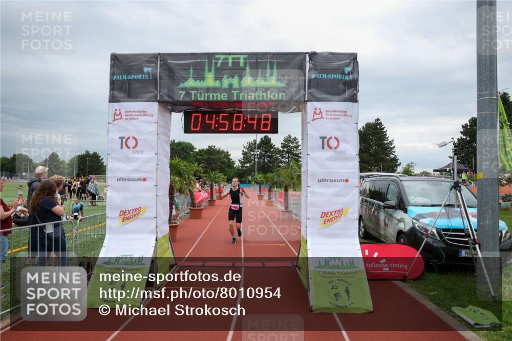 15.06.2025 - 7 Türme Triathlon Michael Strokosch http://msf.ph/oto/8010954 15.06.2025 14:58:48 Ziel 212, 221 meine-sportfotos.de