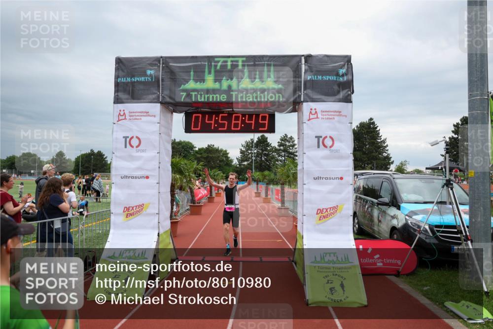 15.06.2025 - 7 Türme Triathlon Michael Strokosch http://msf.ph/oto/8010980 15.06.2025 14:58:49 Ziel 212, 221 meine-sportfotos.de