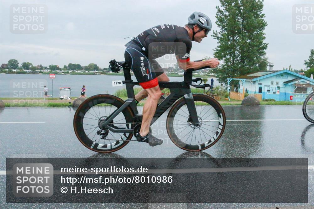21.06.2025 - 27. Vierlanden-Triathlon H.Heesch http://msf.ph/oto/8010986 15.06.2025 13:56:01 Radfahren 1270, 1275 meine-sportfotos.de