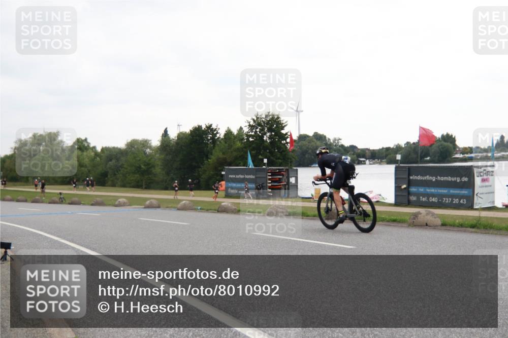 21.06.2025 - 27. Vierlanden-Triathlon H.Heesch http://msf.ph/oto/8010992 15.06.2025 13:00:42 Radfahren 1148 meine-sportfotos.de