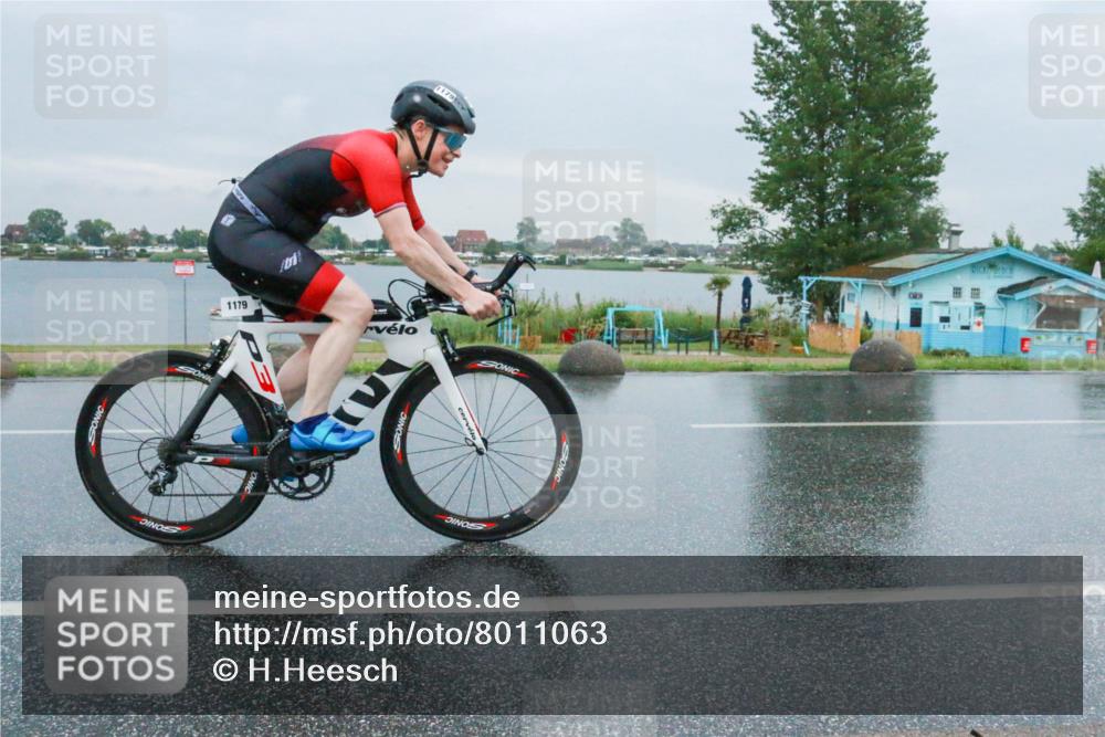 21.06.2025 - 27. Vierlanden-Triathlon H.Heesch http://msf.ph/oto/8011063 15.06.2025 13:56:21 Radfahren 1179, 1317 meine-sportfotos.de