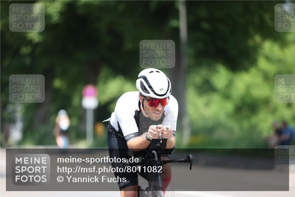 15.06.2025 - 7 Türme Triathlon Yannick Fuchs http://msf.ph/oto/8011082 15.06.2025 12:45:02 Radfahren  meine-sportfotos.de
