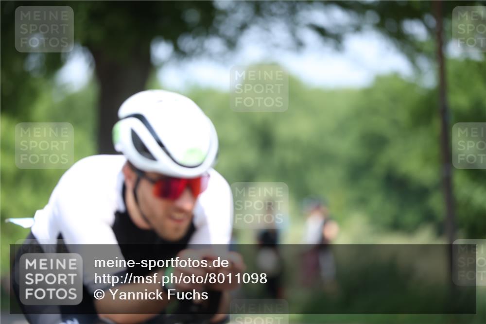 15.06.2025 - 7 Türme Triathlon Yannick Fuchs http://msf.ph/oto/8011098 15.06.2025 12:45:02 Radfahren  meine-sportfotos.de