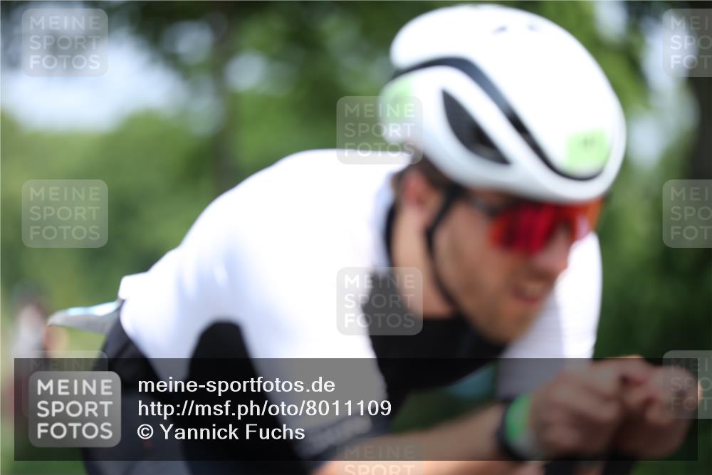 15.06.2025 - 7 Türme Triathlon Yannick Fuchs http://msf.ph/oto/8011109 15.06.2025 12:45:02 Radfahren  meine-sportfotos.de