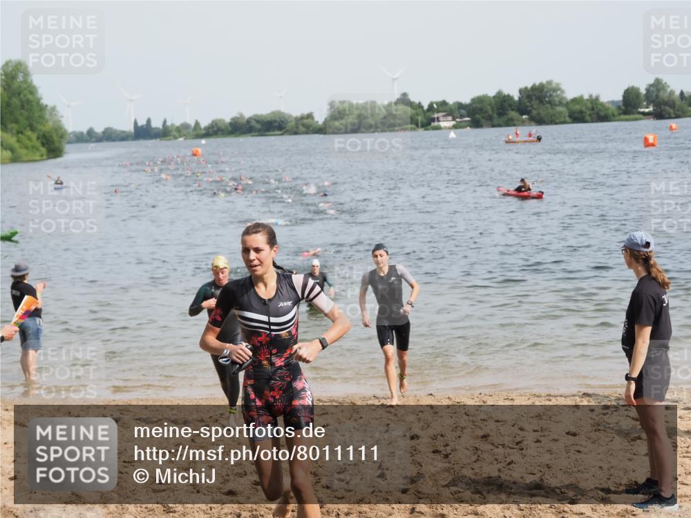 21.06.2025 - 27. Vierlanden-Triathlon MichiJ http://msf.ph/oto/8011111 15.06.2026 10:13:49 Schwimmen 490, 513, 540, 622 meine-sportfotos.de