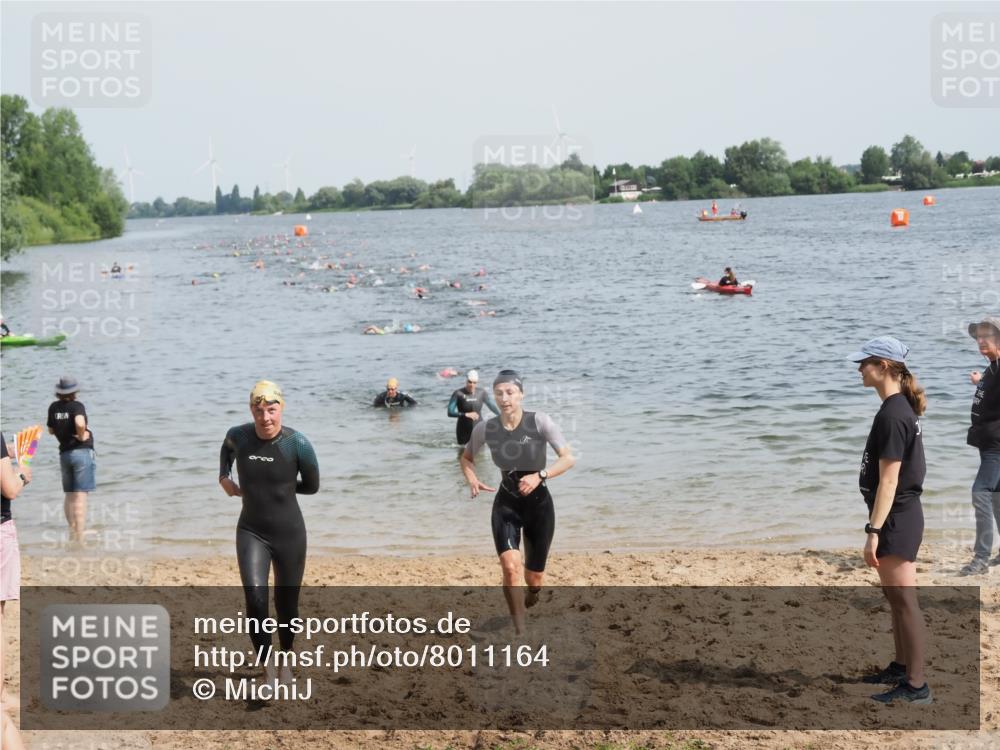 21.06.2025 - 27. Vierlanden-Triathlon MichiJ http://msf.ph/oto/8011164 15.06.2026 10:13:50 Schwimmen 490, 513, 540, 622 meine-sportfotos.de