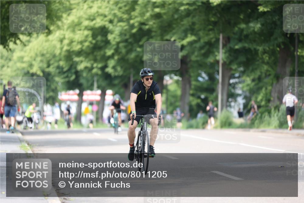 15.06.2025 - 7 Türme Triathlon Yannick Fuchs http://msf.ph/oto/8011205 15.06.2025 13:26:01 Radfahren 294, 887, 939, 955 meine-sportfotos.de