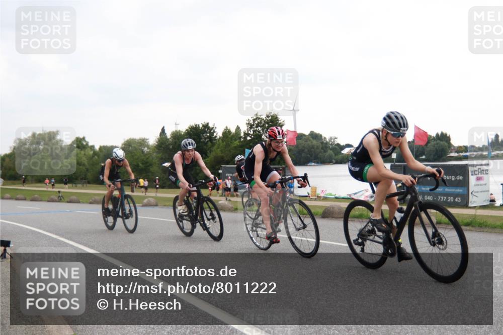 21.06.2025 - 27. Vierlanden-Triathlon H.Heesch http://msf.ph/oto/8011222 15.06.2025 13:01:55 Radfahren 1061, 1062, 1063, 1064, 1159 meine-sportfotos.de