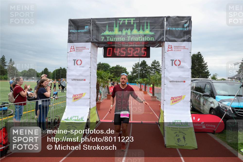 15.06.2025 - 7 Türme Triathlon Michael Strokosch http://msf.ph/oto/8011223 15.06.2025 14:59:25 Ziel 334 meine-sportfotos.de