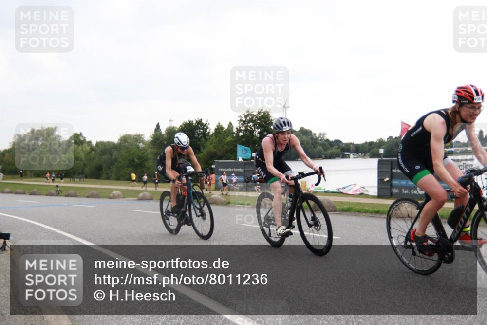 21.06.2025 - 27. Vierlanden-Triathlon H.Heesch http://msf.ph/oto/8011236 15.06.2025 13:01:55 Radfahren 1061, 1062, 1063, 1064, 1159 meine-sportfotos.de