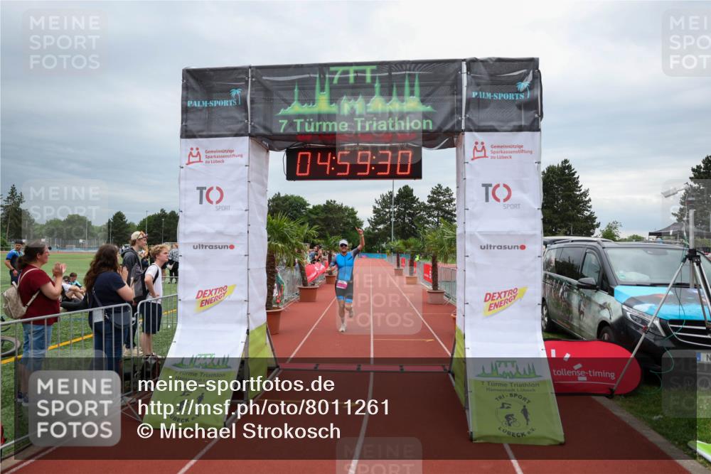 15.06.2025 - 7 Türme Triathlon Michael Strokosch http://msf.ph/oto/8011261 15.06.2025 14:59:30 Ziel 287, 334 meine-sportfotos.de