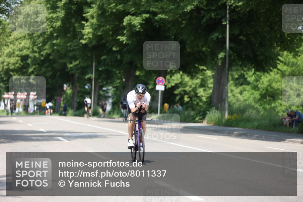 15.06.2025 - 7 Türme Triathlon Yannick Fuchs http://msf.ph/oto/8011337 15.06.2025 12:45:39 Radfahren 242, 370, 414, 657 meine-sportfotos.de