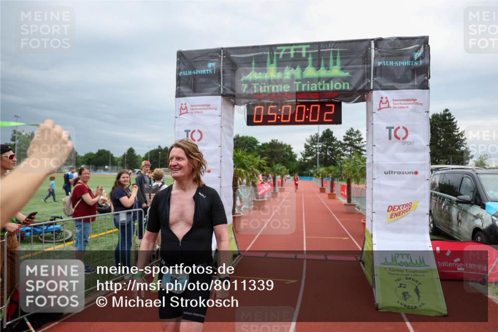 15.06.2025 - 7 Türme Triathlon Michael Strokosch http://msf.ph/oto/8011339 15.06.2025 15:00:01 Ziel 587 meine-sportfotos.de