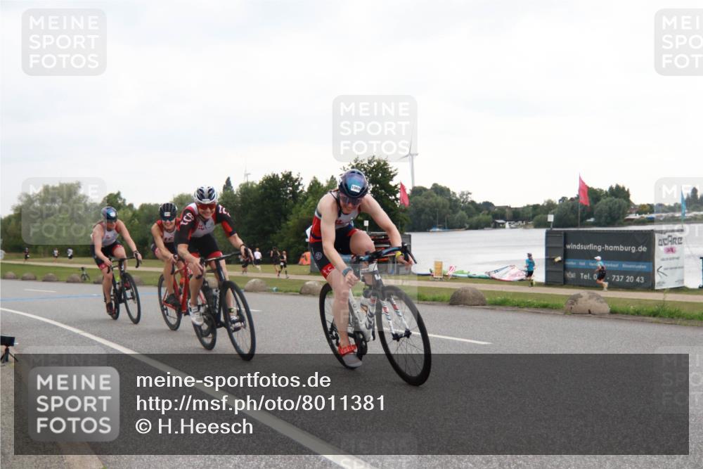 21.06.2025 - 27. Vierlanden-Triathlon H.Heesch http://msf.ph/oto/8011381 15.06.2025 13:03:33 Radfahren 1069, 1070, 1071, 1072 meine-sportfotos.de