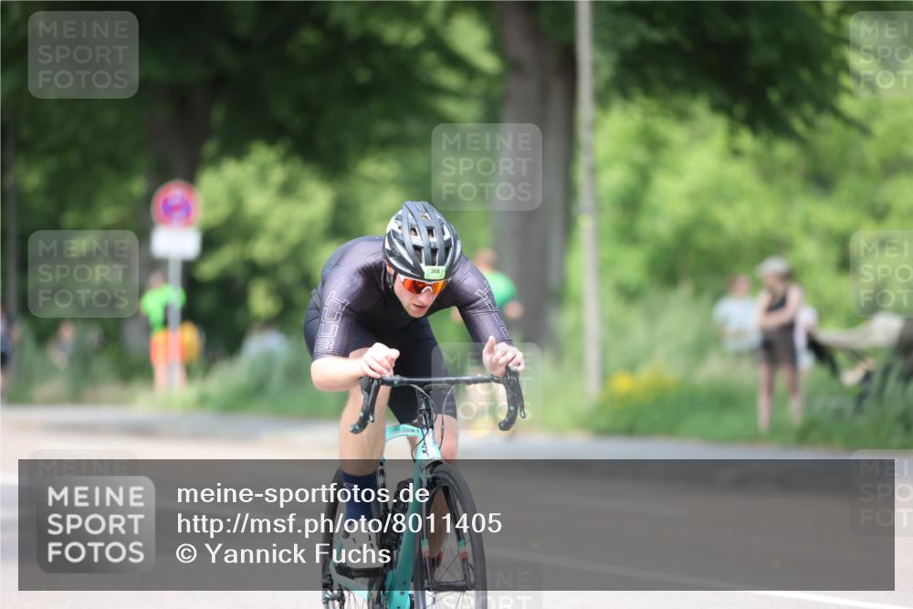 15.06.2025 - 7 Türme Triathlon Yannick Fuchs http://msf.ph/oto/8011405 15.06.2025 13:26:05 Radfahren 294, 887, 955 meine-sportfotos.de