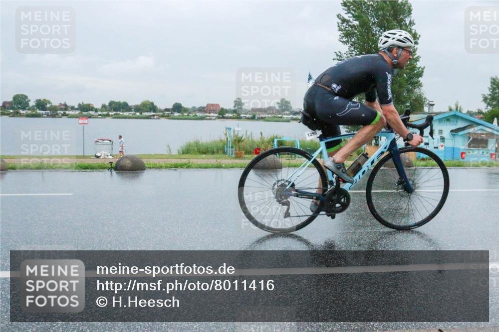21.06.2025 - 27. Vierlanden-Triathlon H.Heesch http://msf.ph/oto/8011416 15.06.2025 13:59:24 Radfahren 1244, 1274, 1296 meine-sportfotos.de