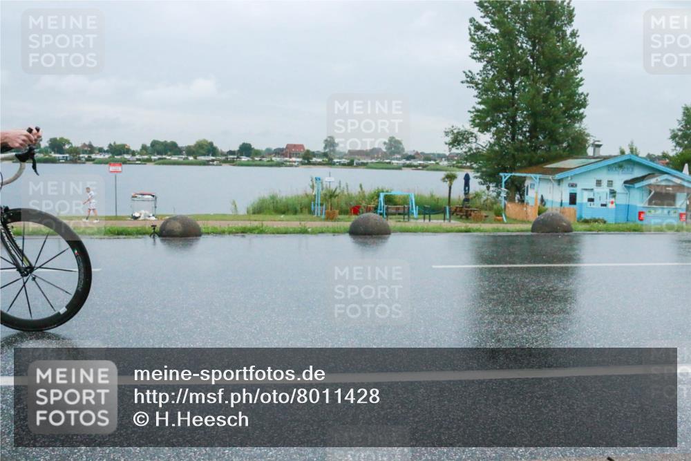 21.06.2025 - 27. Vierlanden-Triathlon H.Heesch http://msf.ph/oto/8011428 15.06.2025 13:59:26 Radfahren 1244, 1264, 1274, 1296 meine-sportfotos.de