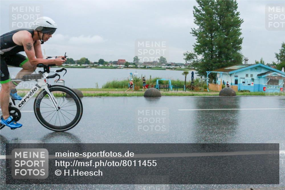 21.06.2025 - 27. Vierlanden-Triathlon H.Heesch http://msf.ph/oto/8011455 15.06.2025 13:59:59 Radfahren 1237 meine-sportfotos.de
