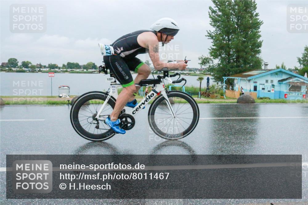 21.06.2025 - 27. Vierlanden-Triathlon H.Heesch http://msf.ph/oto/8011467 15.06.2025 13:59:59 Radfahren 1237 meine-sportfotos.de