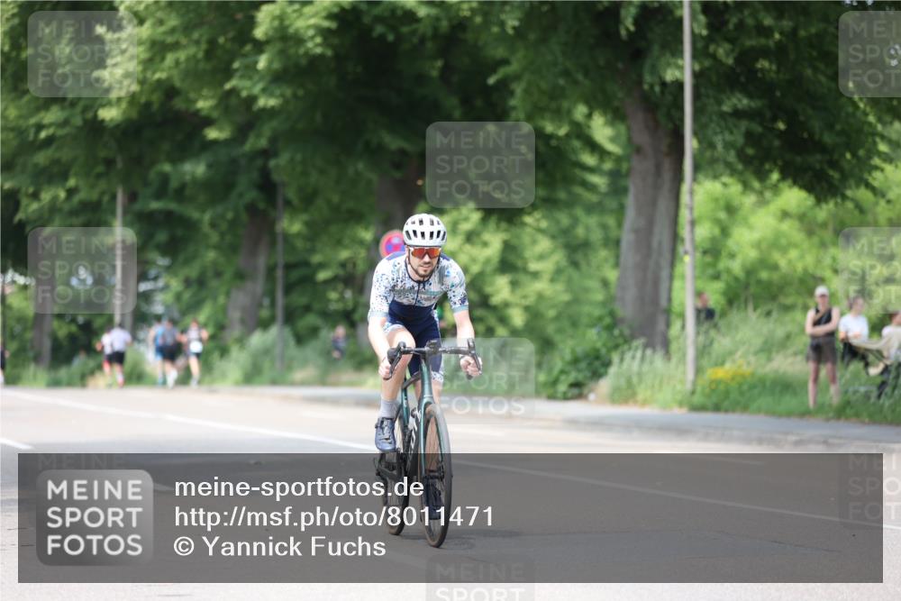 15.06.2025 - 7 Türme Triathlon Yannick Fuchs http://msf.ph/oto/8011471 15.06.2025 13:26:09 Radfahren  meine-sportfotos.de