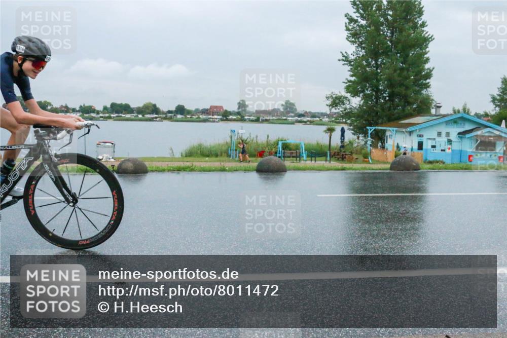 21.06.2025 - 27. Vierlanden-Triathlon H.Heesch http://msf.ph/oto/8011472 15.06.2025 14:00:08 Radfahren 1294, 1316 meine-sportfotos.de