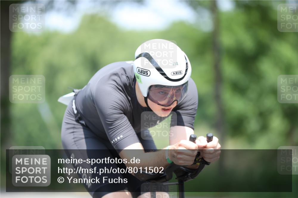 15.06.2025 - 7 Türme Triathlon Yannick Fuchs http://msf.ph/oto/8011502 15.06.2025 12:45:45 Radfahren 236, 242, 318, 370, 414 meine-sportfotos.de