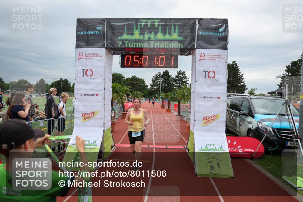 15.06.2025 - 7 Türme Triathlon Michael Strokosch http://msf.ph/oto/8011506 15.06.2025 15:01:01 Ziel 368 meine-sportfotos.de