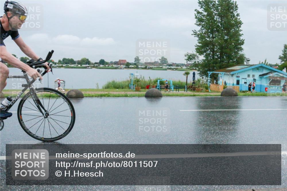 21.06.2025 - 27. Vierlanden-Triathlon H.Heesch http://msf.ph/oto/8011507 15.06.2025 14:00:33 Radfahren 1287 meine-sportfotos.de