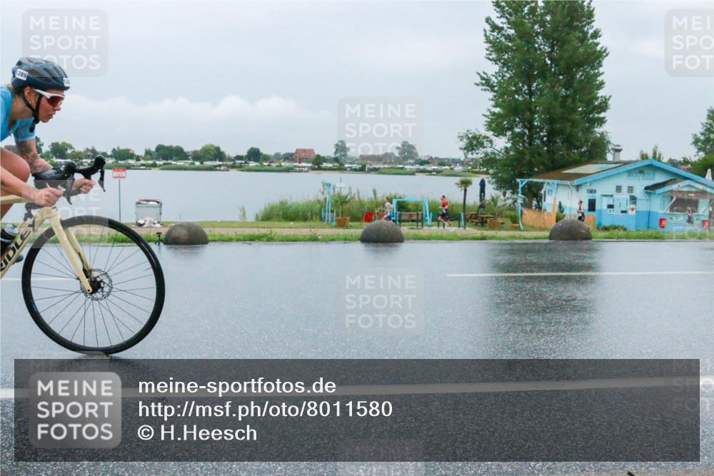 21.06.2025 - 27. Vierlanden-Triathlon H.Heesch http://msf.ph/oto/8011580 15.06.2025 14:03:00 Radfahren 1289 meine-sportfotos.de