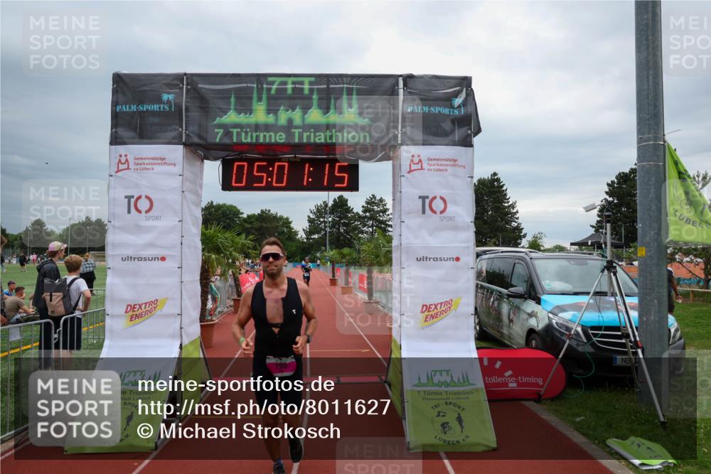 15.06.2025 - 7 Türme Triathlon Michael Strokosch http://msf.ph/oto/8011627 15.06.2025 15:01:14 Ziel 295, 584 meine-sportfotos.de
