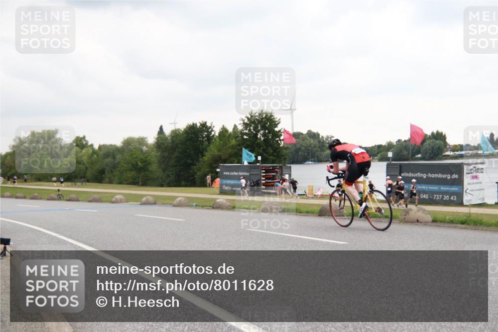21.06.2025 - 27. Vierlanden-Triathlon H.Heesch http://msf.ph/oto/8011628 15.06.2025 13:09:21 Radfahren 1133 meine-sportfotos.de
