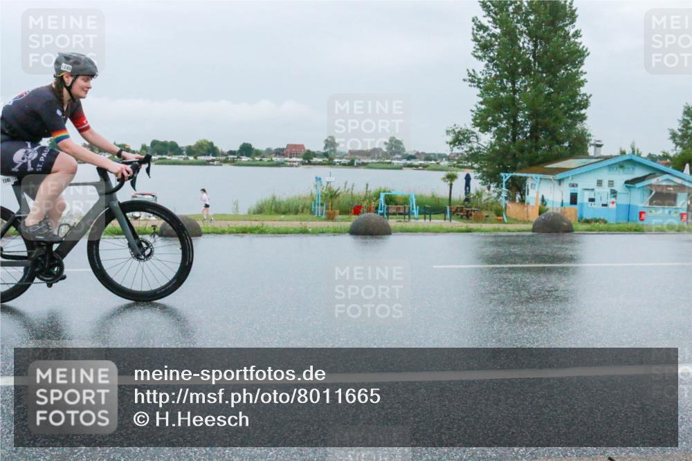 21.06.2025 - 27. Vierlanden-Triathlon H.Heesch http://msf.ph/oto/8011665 15.06.2025 14:04:07 Radfahren 1245 meine-sportfotos.de