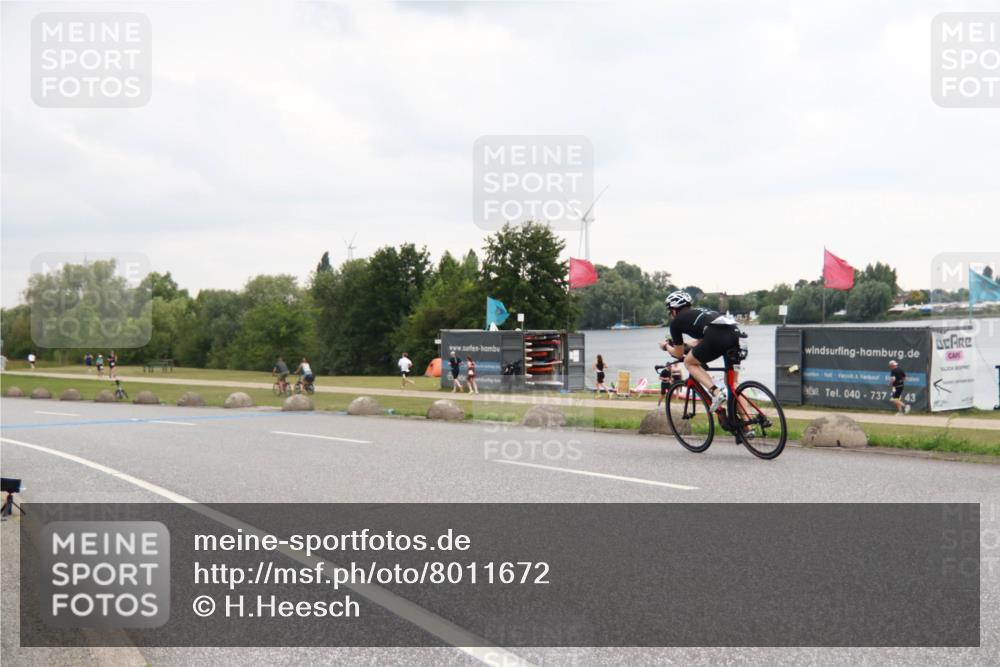 21.06.2025 - 27. Vierlanden-Triathlon H.Heesch http://msf.ph/oto/8011672 15.06.2025 13:10:23 Radfahren 1174 meine-sportfotos.de